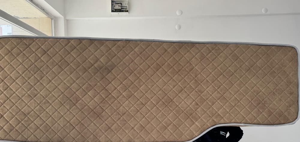IVECO için hazırlanmış kapitone tır yatağı